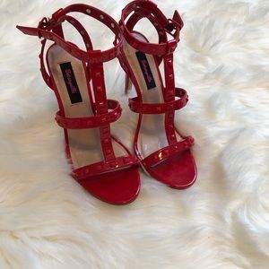 Red heel